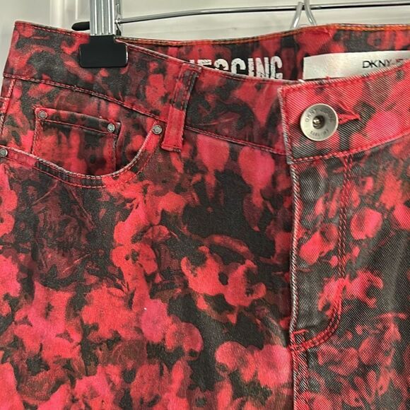 DKNY Jeans red and black floral jean jeggings size 16 - Picture 2 of 7